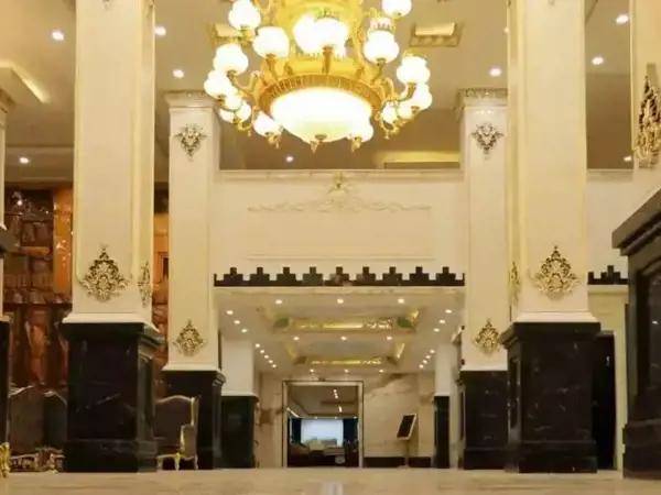 فضای داخلی هتل شیراز مشهد