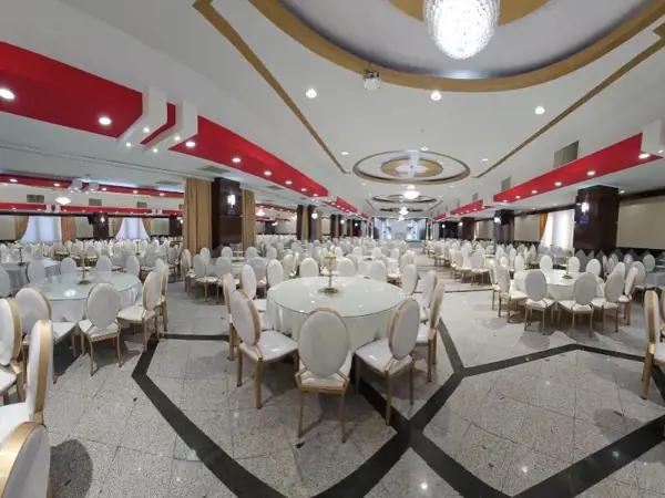 تالار پذیرایی هتل ثمین خوی